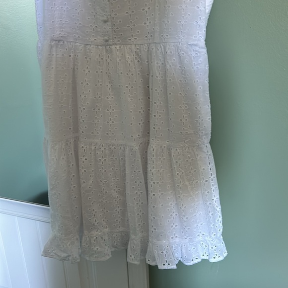 White summer dress - Picture 3 of 5